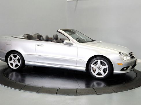 Used 2007 Mercedes-Benz CLK 550 Cabriolet image 8