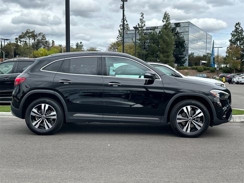 Certified 2025 Mercedes-Benz GLA 250 GLA 250 image 2