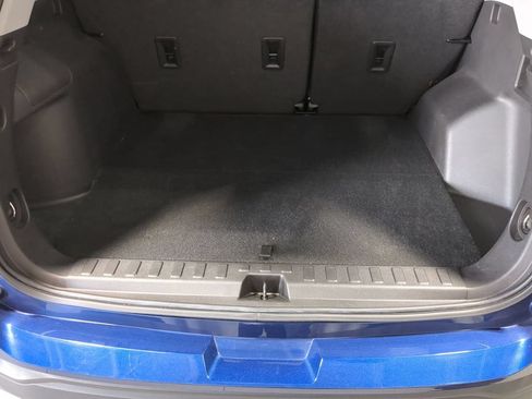 Used 2023 GMC Terrain SLE w/ Driver Convenience Package FWD image 38