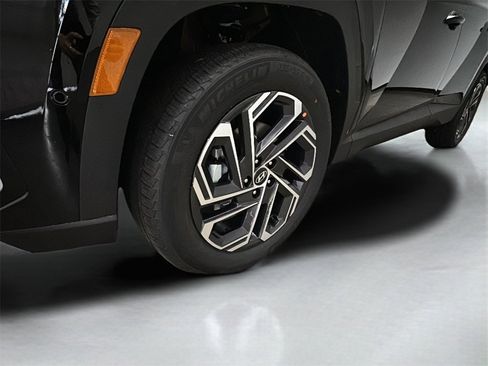 New 2026 Hyundai Tucson Limited image 7