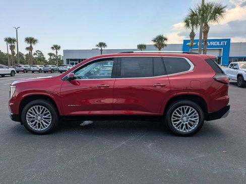 Used 2024 GMC Acadia Denali image 6