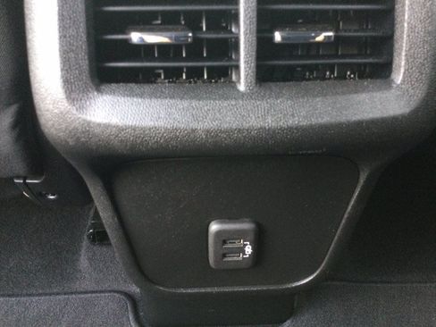 Used 2020 Chevrolet Equinox LT AWD/4WD image 19
