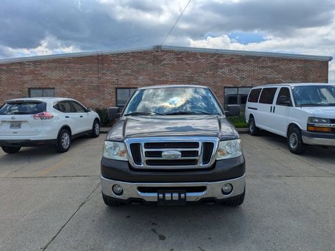 Used 2007 Ford F150 XLT AWD/4WD image 2