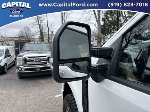 Certified 2024 Ford F250 Lariat w/ Lariat Ultimate Package image 12