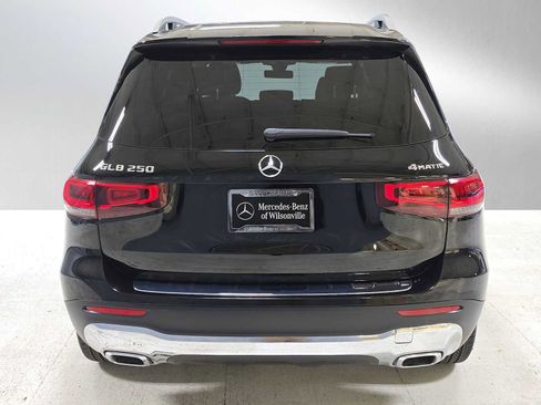Certified 2023 Mercedes-Benz GLB 250 4MATIC image 4