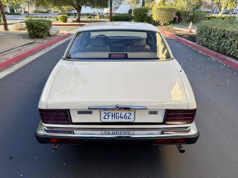 Used 1988 Jaguar XJ6 image 74