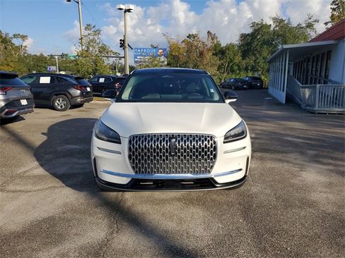 Used 2024 Lincoln Corsair FWD w/ Equipment Group 102A image 5