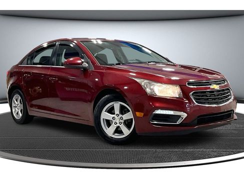Used 2015 Chevrolet Cruze LT w/ Enhanced Safety Package image 2