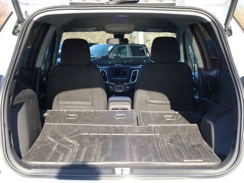 Used 2020 Chevrolet Equinox LT w/ Driver Convenience Package image 28