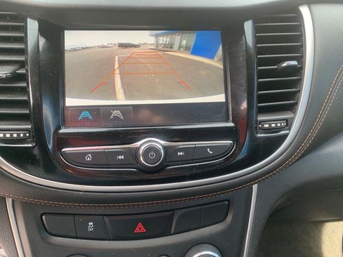 Used 2017 Chevrolet Trax LS AWD/4WD image 12