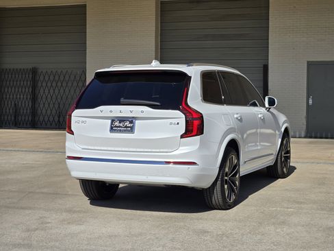 New 2026 Volvo XC90 B6 Plus w/ Protection Package Premier image 9