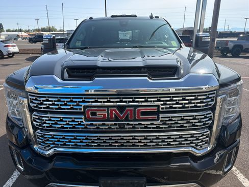 Used 2020 GMC Sierra 3500 Denali w/ Denali Ultimate Package AWD/4WD image 2