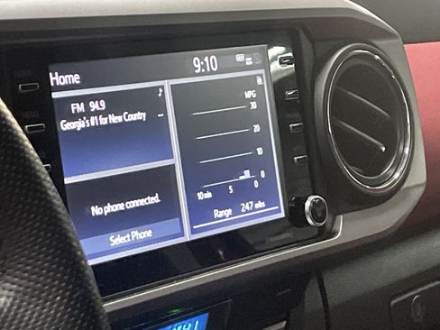 Used 2021 Toyota Tacoma SR5 image 10