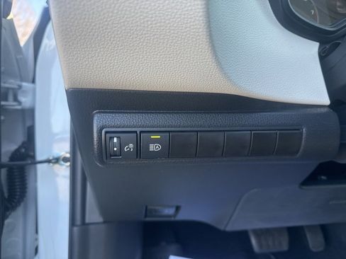 Used 2023 Toyota Corolla LE image 24
