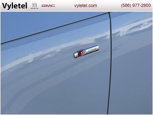 Used 2018 Audi A4 2.0T Premium Plus image 8