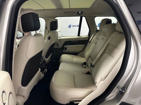 Used 2021 Land Rover Range Rover image 16