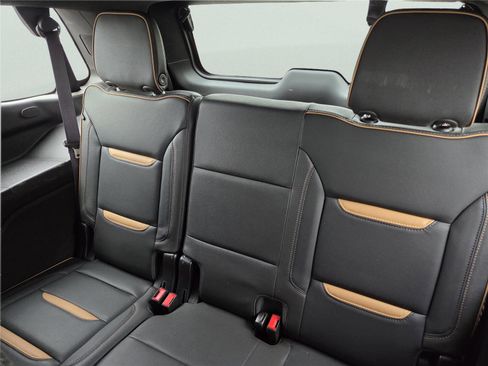 Used 2023 GMC Yukon AT4 w/ AT4 Premium Package AWD/4WD image 20