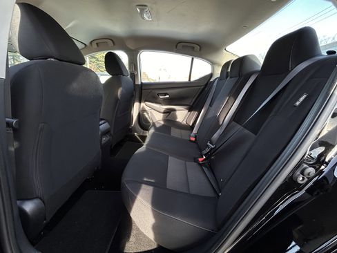 Used 2023 Nissan Sentra SV FWD image 35