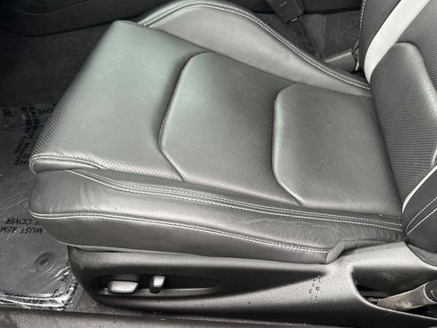 Used 2023 Chevrolet Camaro LT w/ Technology Package image 13