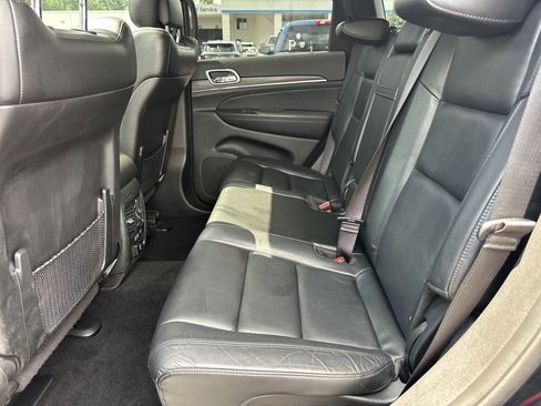 Used 2021 Jeep Grand Cherokee Limited w/ Premium Lighting Group AWD/4WD image 21
