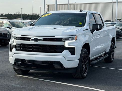 Used 2022 Chevrolet Silverado 1500 RST w/ Convenience Package II image 9