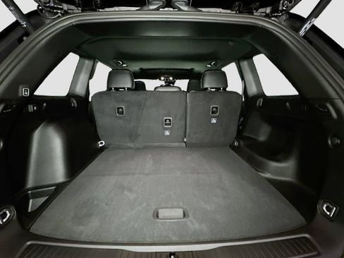 New 2025 Jeep Grand Cherokee Altitude AWD/4WD image 34