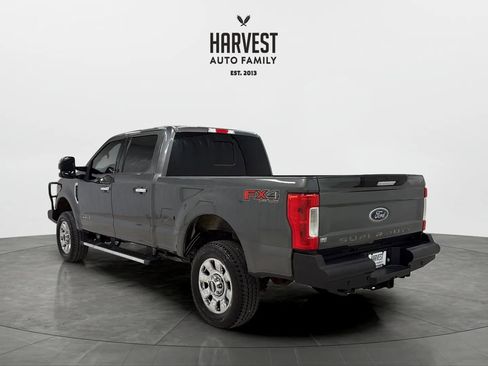 Used 2018 Ford F250 Lariat w/ Chrome Package AWD/4WD image 4