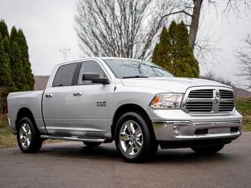 Used 2018 RAM 1500 Big Horn image 3