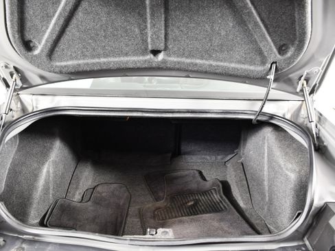 Used 2018 Dodge Challenger GT image 43