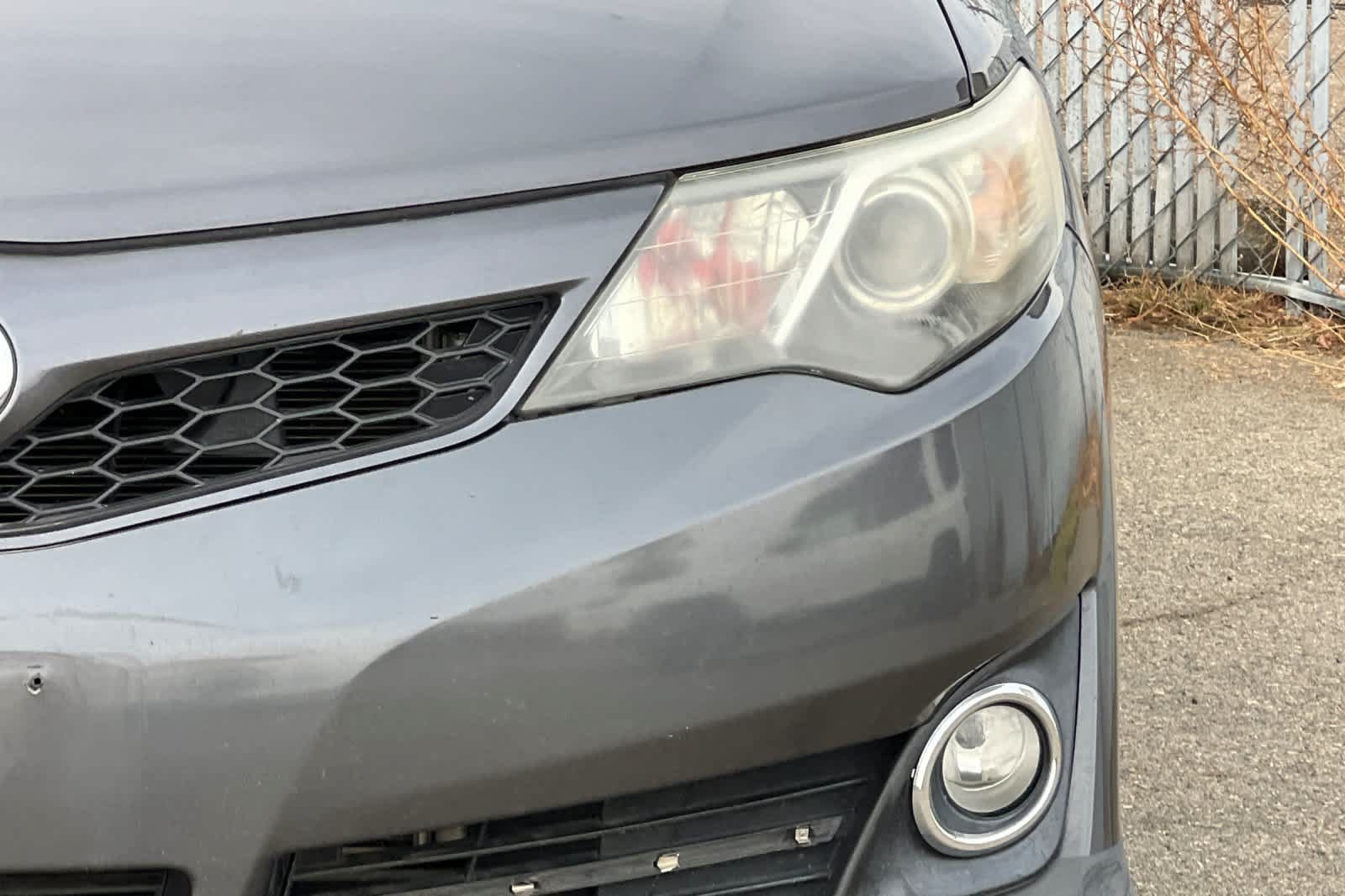 Used 2014 Toyota Camry SE FWD image 14
