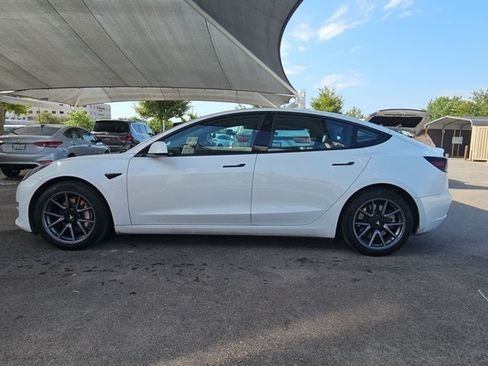 Used 2023 Tesla Model 3 Standard Range RWD image 10