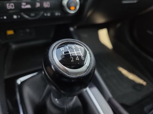 Used 2018 MAZDA MAZDA3 Grand Touring w/ Premium Equipment Package FWD image 14