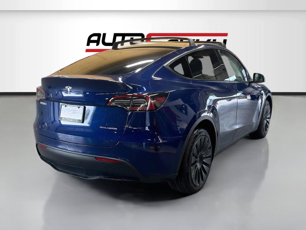 Used 2023 Tesla Model Y Long Range AWD/4WD image 7