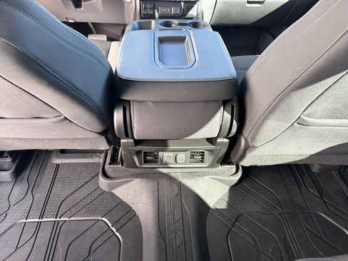 Used 2019 Chevrolet Silverado 1500 LT Trail Boss w/ Convenience Package image 22