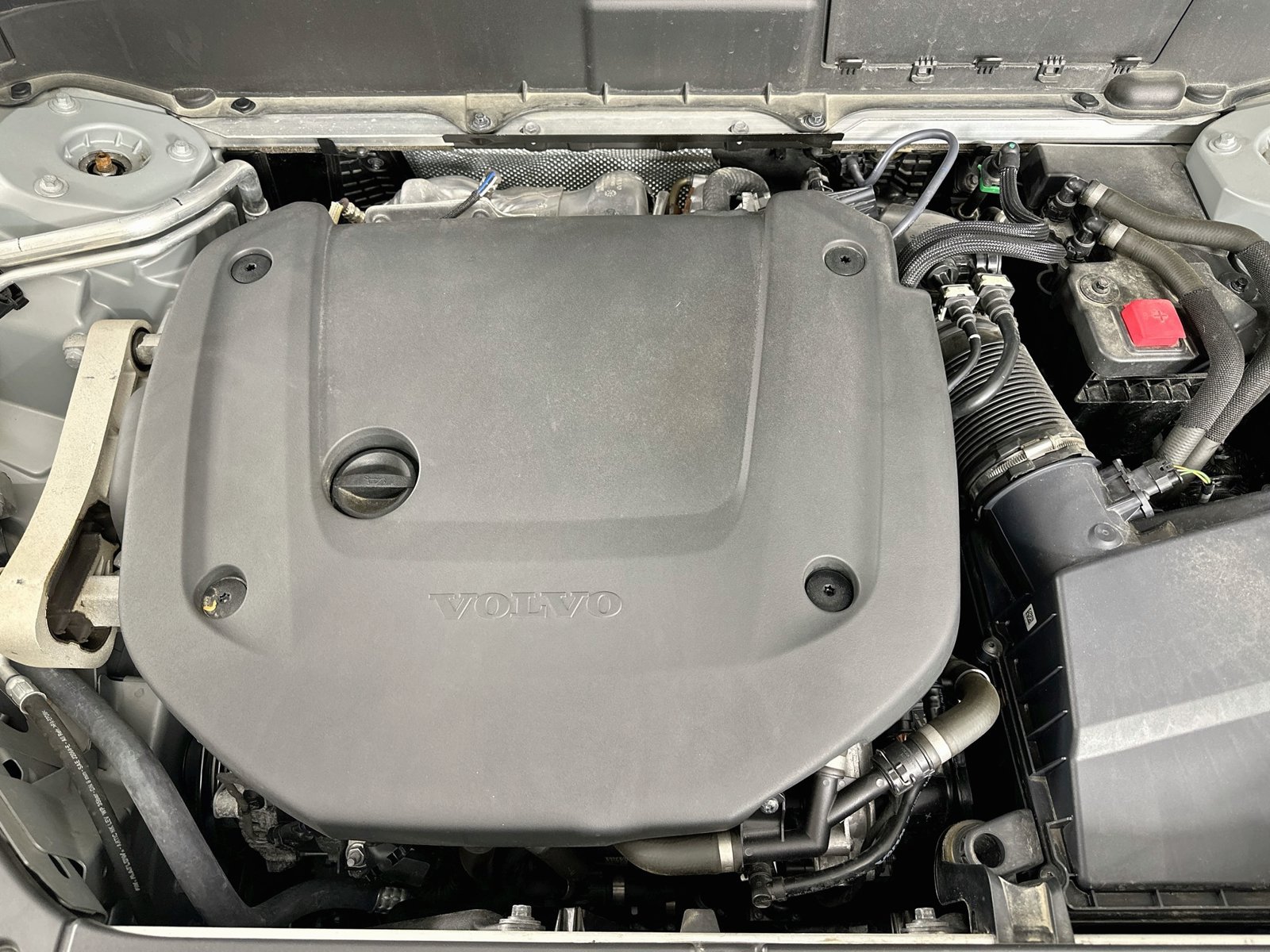 Certified 2025 Volvo XC90 B6 Plus AWD/4WD image 13