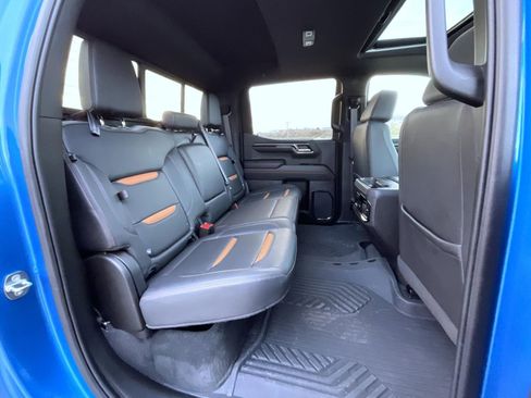 Certified 2024 GMC Sierra 1500 AT4 w/ Technology Package AWD/4WD image 18