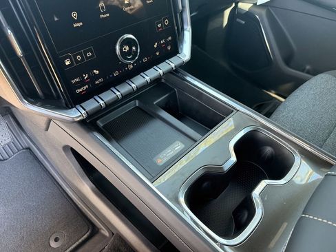 New 2026 GMC Acadia Elevation w/ LPO, Floor Liner Package FWD image 25