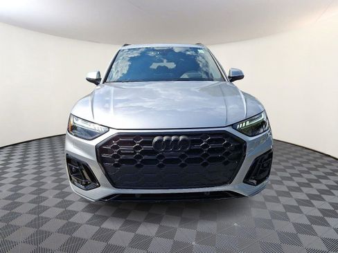Certified 2025 Audi Q5 Prestige image 2