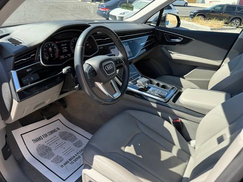 Used 2021 Audi Q7 3.0T Premium AWD/4WD image 11