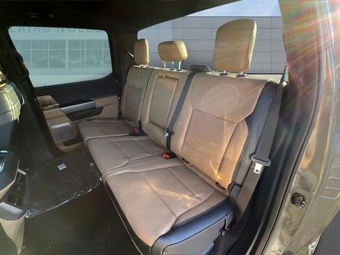 New 2026 Ford F250 Lariat image 28