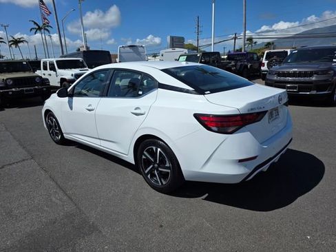 Used 2024 Nissan Sentra SV FWD image 5