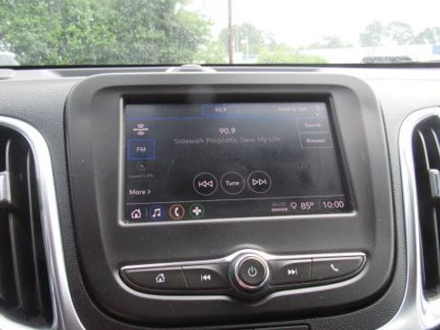 Used 2024 Chevrolet Equinox LT FWD image 20