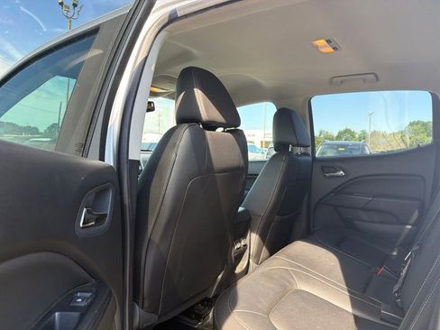 Used 2019 GMC Canyon SLT w/ Driver Alert Package AWD/4WD image 18