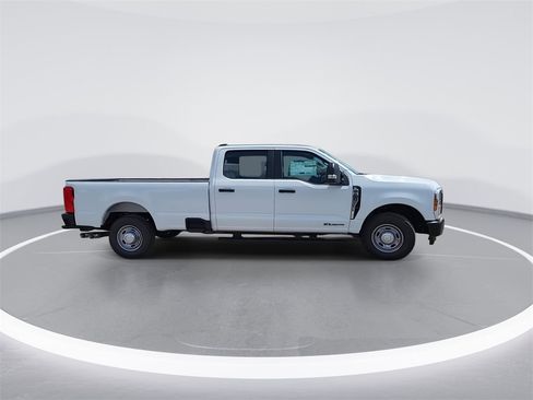 New 2026 Ford F250 XL image 9
