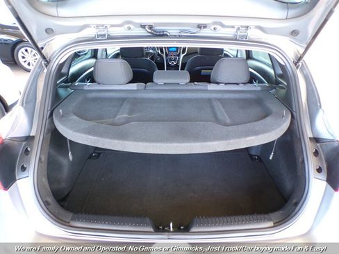 Used 2016 Hyundai Elantra GT w/ Option Group 02 image 9