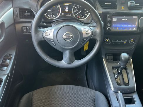 Used 2019 Nissan Sentra S FWD image 16