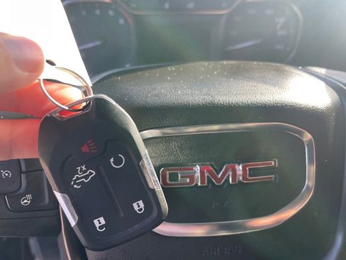 Used 2019 GMC Sierra 1500 AT4 w/ AT4 Premium Package image 29