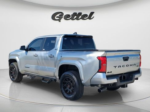 Certified 2024 Toyota Tacoma SR5 AWD/4WD image 7