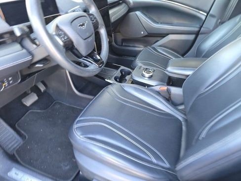 Used 2021 Ford Mustang Mach-E Premium image 20
