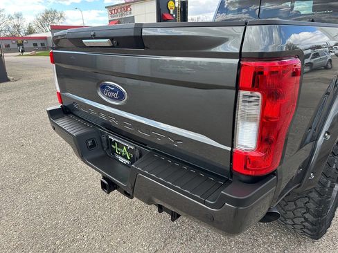 Used 2019 Ford F250 Lariat AWD/4WD image 22
